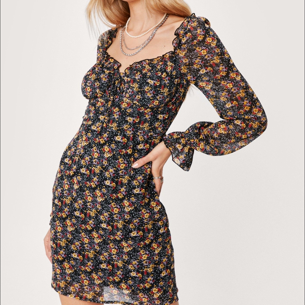 Nasty Gal women's mini Orange Tiny Flower Ruched Sweetheart Sundress Size 10